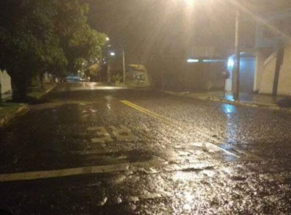 Sexta feira (02) deve chover forte de madrugada9