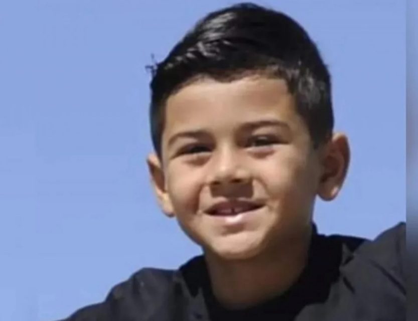 Tragédia em Escola : Criança de 7 anos morre após queda de brinquedo