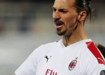 Zlatan Ibrahimovic anuncia sua aposentadoria emocionante após vitória do Milan