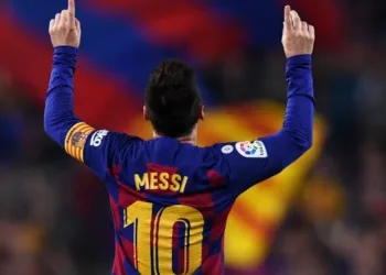 Lionel Messi quer voltar ao Barcelona,  diz pai do jogador