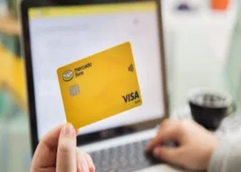 Mercado Livre lança cartão de crédito, sem anuidade e que pode parcelar compras em até 18x sem juros