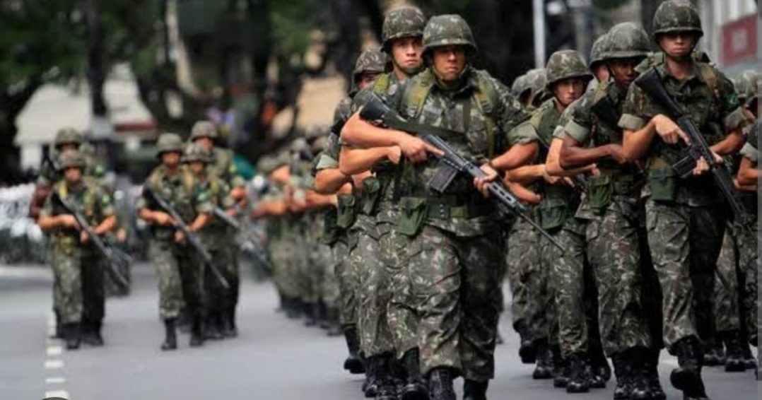 Exército Brasileiro abre concursos para formação de oficiais  com salários R$ 8.245