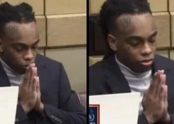 O rapper Melly enfrenta julgamento por duplo homicídio  após anos de atrasos”