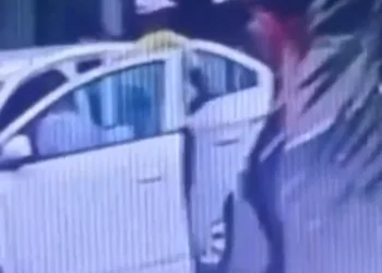 (VÍDEO) Criança acena para PMs e agentes frustram sequestro relâmpago
