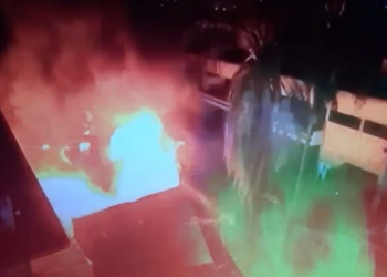 Urgente!! Incêndio de grandes proporções numa residência no RJ