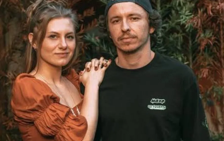 Homem acusado de agressão a ex esposa, pede a guarda do Playstation 5 na justiça