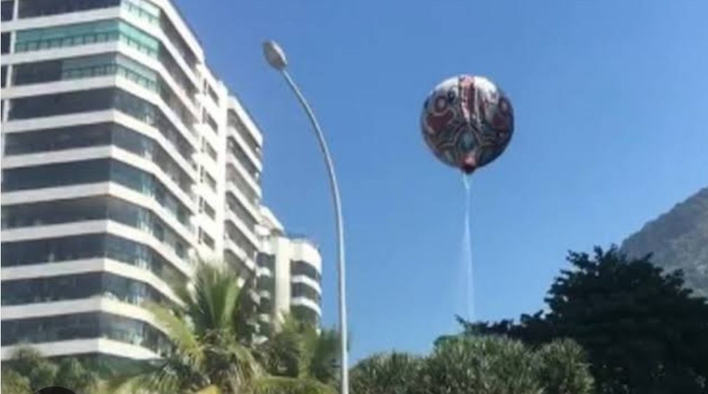 Queda de balões na rede elétrica preocupa concessionária no Rio de Janeiro