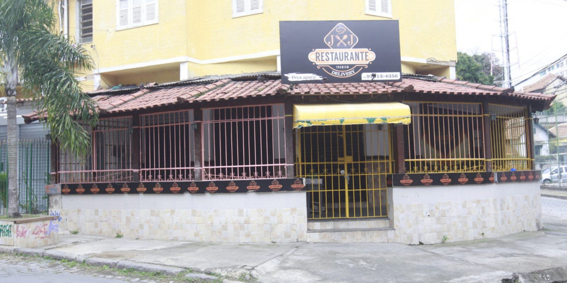 Soldado da PM é suspeito de matar pedreiro após briga entre mãe e filha