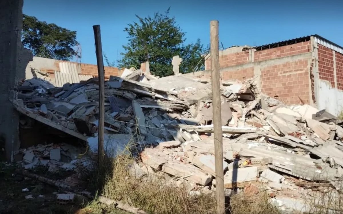 Desabamento de Residência na Vila Kennedy Deixa Duas Mortas e Uma Ferida