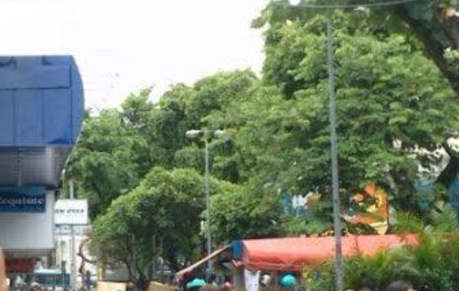 Calçadão de Campo Grande recebe ponto de vacinação