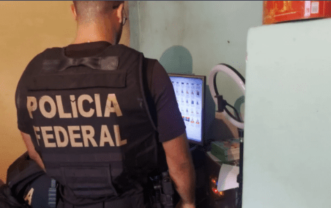 Homem é preso em flagrante por armazenar pornografia infantil