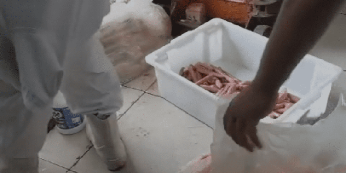 Gerente de Supermercado no Rio Detidos por Comercializar Produtos Vencidos