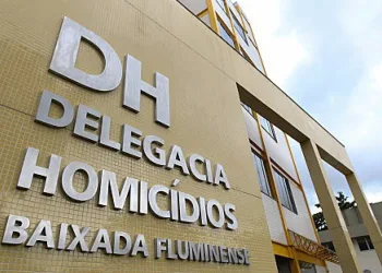 Recém-Nascido é Encontrado Morto às Margens de Rio