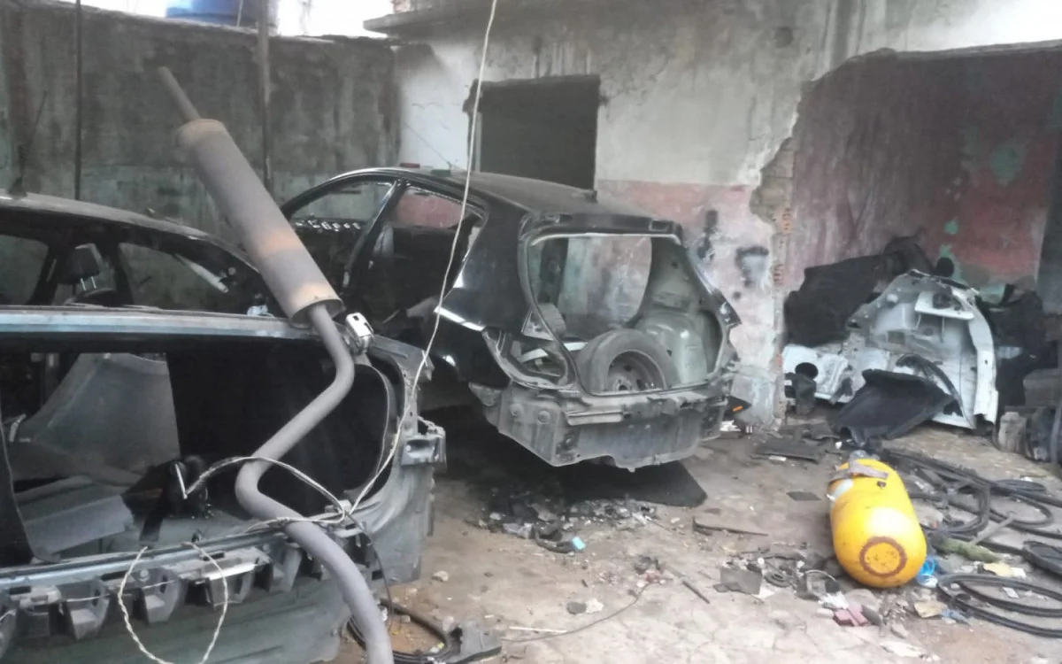 Operação Policial em Paciência Desarticula Quadrilha de Receptação de Veículos