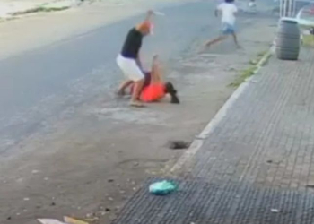 VÍDEO: Mulher Esfaqueada pelo Cunhado Após Recusar Relacionamento