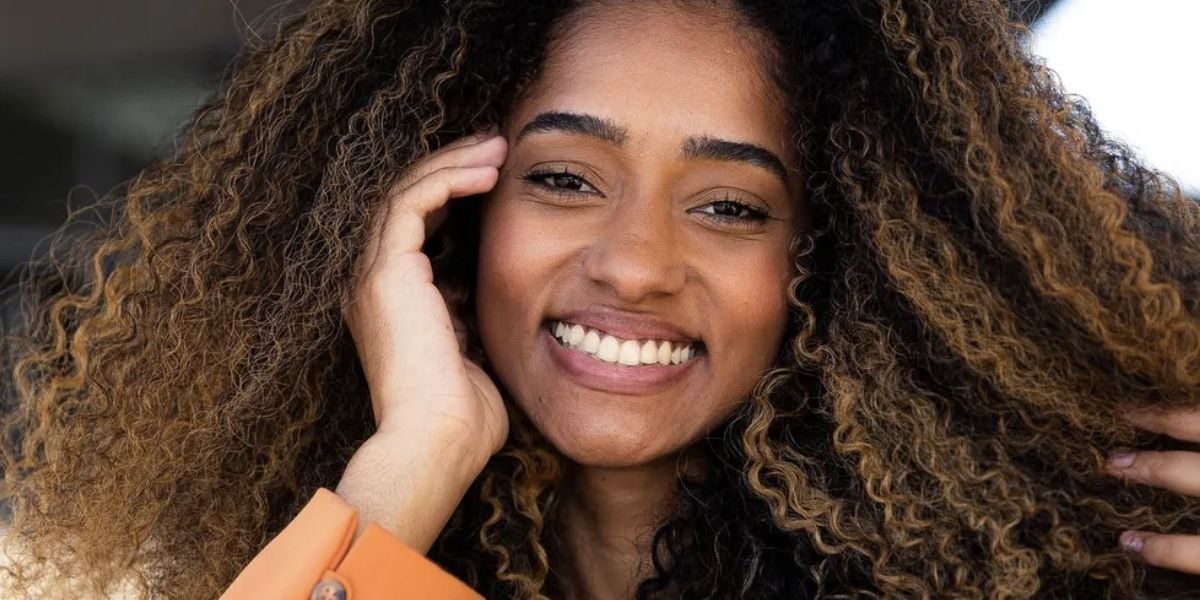 Atriz Isis Freitas Morre aos 22 anos