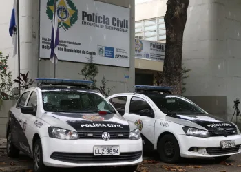 Homem é Morto a Pauladas por ‘Justiceiros’ no Rio de Janeiro