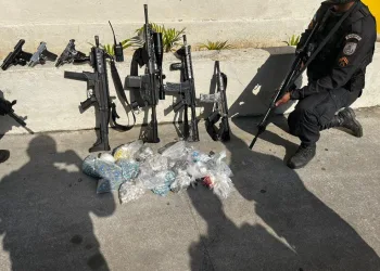 Confronto em Bangu Termina com Suspeito Morto e Apreensão de Armas