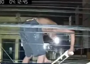Vídeo: Tentativa de Furto de Cabos Termina em Queda