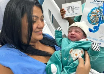 Secretaria de Saúde celebra a chegada dos dois primeiros bebês cariocas de 2024