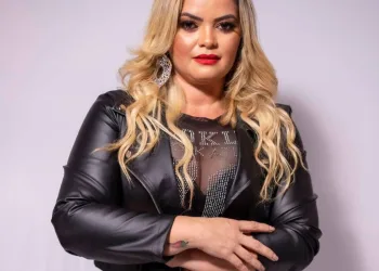 Cantora Dani Li acaba de falecer aos 35 anos,  motivo deixa mulheres em alerta!!
