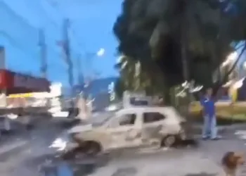 NOITE DE GUERRA E DESTRUIÇÃO NA ZONA OESTE