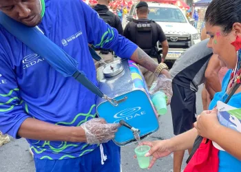 CEDAE VAI HIDRATAR FOLIÕES NO CARNAVAL CARIOCA