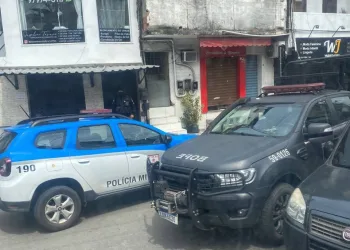 Polícia e BOPE chegam à Muzema para interromper confrontos entre traficantes e milicianos