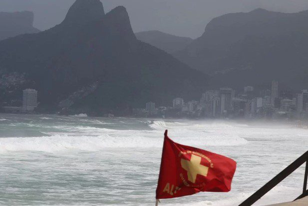 Ciclone Subtropical Poderá Causar Chuvas Intensas na Costa do RJ