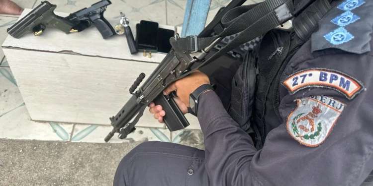 Três milicianos ligados à milícia chefiada por Zinho são presos na Zona Oeste do Rio