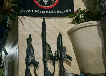 Polícia apreende armamento em operação em  comunidade na Zona oeste