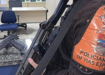 Motorista de aplicativo é resgatado ileso durante ação da policia  que frustrou roubo no RJ