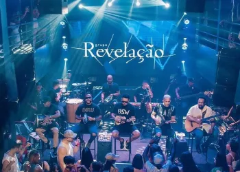 URGENTE!! COMPONENTES DO GRUPO REVELAÇÃO SÃO ASSALTADAS E ESFAQUEADOS