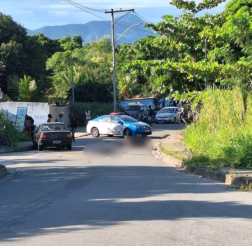 ACIDENTE NA REGIÃO DOS LAGOS DEIXA HOMEM MORTO E OUTROS 2 FERIDOS