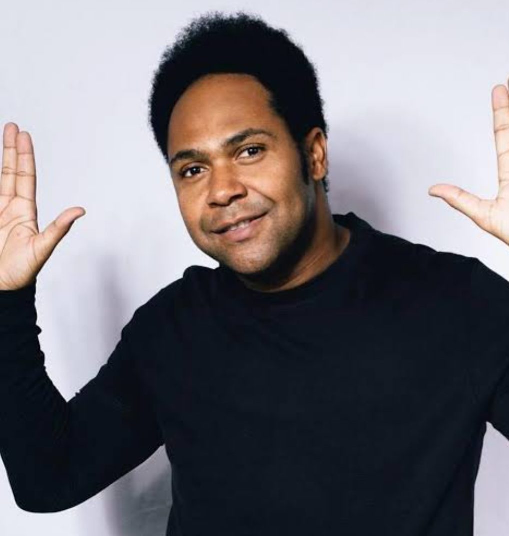 Urgente!! Atiradora invade igreja de Thalles Roberto e deixa feridos