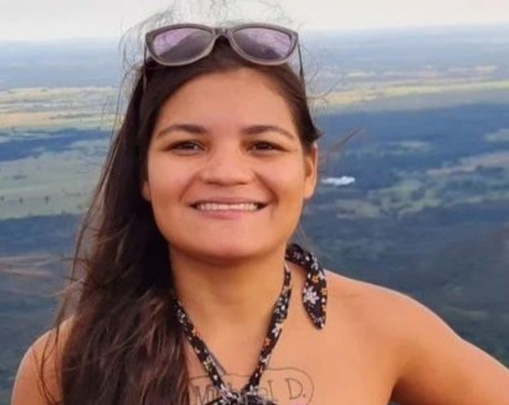 Urgente: Atriz pornô e familia são feitas de  reféns no RJ