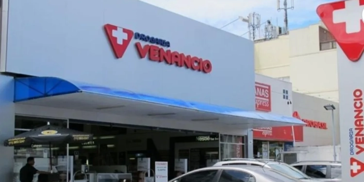 Drogaria Venancio está precisando de atendente, caixa, balconista de medicamentos – R$ 1.610,30 – escala 6×1