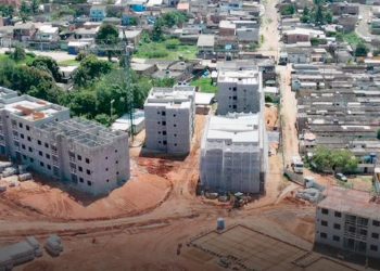 Prefeitura do Rio Investe na Comunidade do Aço: Novos Apartamentos e Urbanização em Andamento