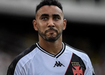Torcida do Vasco Encantada com Dimitri Payet