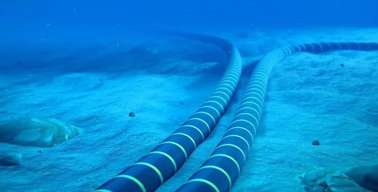 Estados Unidos afirma que os cabos que liga a internet no Mar Vermelho foram cortados