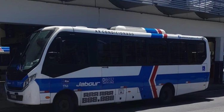 Transportes Campo Grande recebe reclamação de passageiros por desligar ar-condicionado em ônibus em bom estado