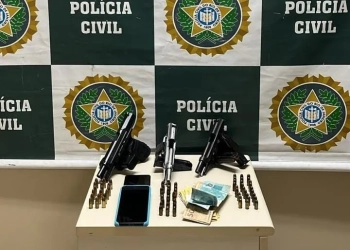 Policia  prende três homens em flagrante por extorsão a comerciantes na Zona Oeste do RJ