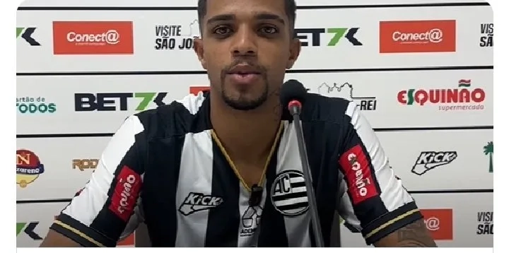 Atlético-MG e Vasco negociam a contratação do jovem meia-atacante Robert do Athletic