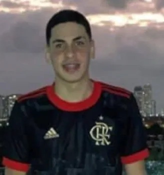 Jovem é morto por traficantes na Zona Oeste por motivo banal.