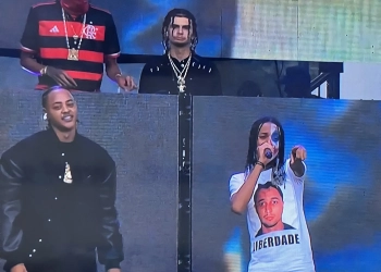 Mc Oruam Reivindica Liberdade para Marcinho VP com Camiseta polêmica no Lollapalooza