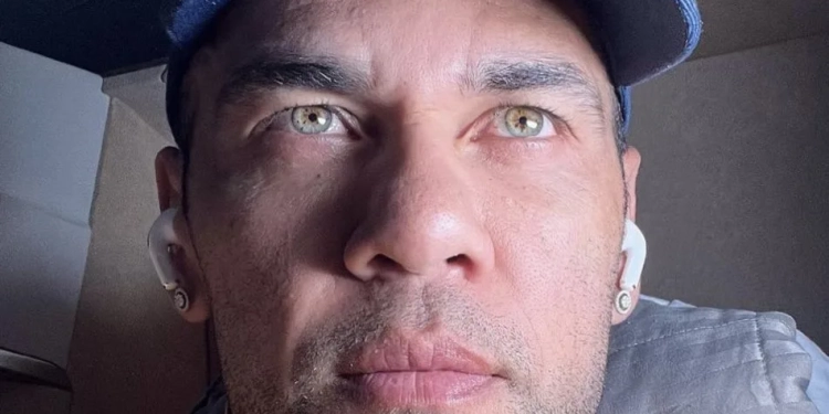Daniel Alves Realiza Festa Após Libertação da Prisão, Revela Imprensa Espanhola