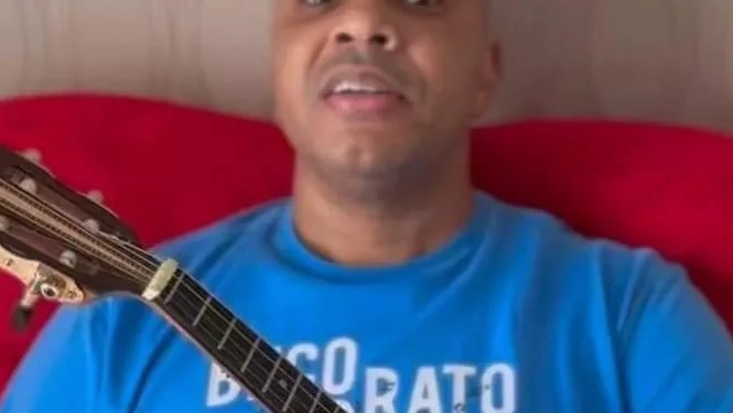 Cantor Anderson Leonardo do Grupo Molejo é Internado em Estado Grave