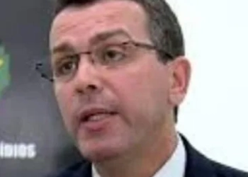 O Contraste Chocante: Delegado Evangélico Acusado Como “Mentor Intelectual” no Caso Marielle Franco