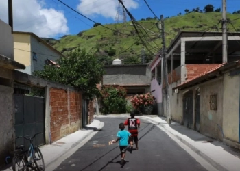 Prefeitura do Rio conclui mais duas obras do programa Bairro Maravilha em Senador Camará e Santíssimo