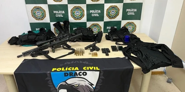 Líder de Milícia Morre em Confronto com Policiais Civis em Santa Cruz